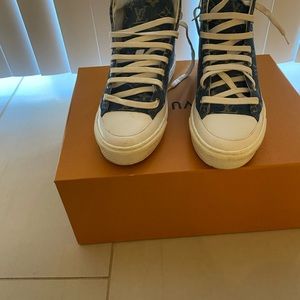 LOUIS VUITTON Unisex Street Style Logo Sneakers